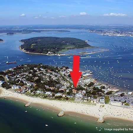 Top Floor Sandbanks Apartment With Free Parking Just Minutes From The Beach And Bars Canford Cliffs Экстерьер фото