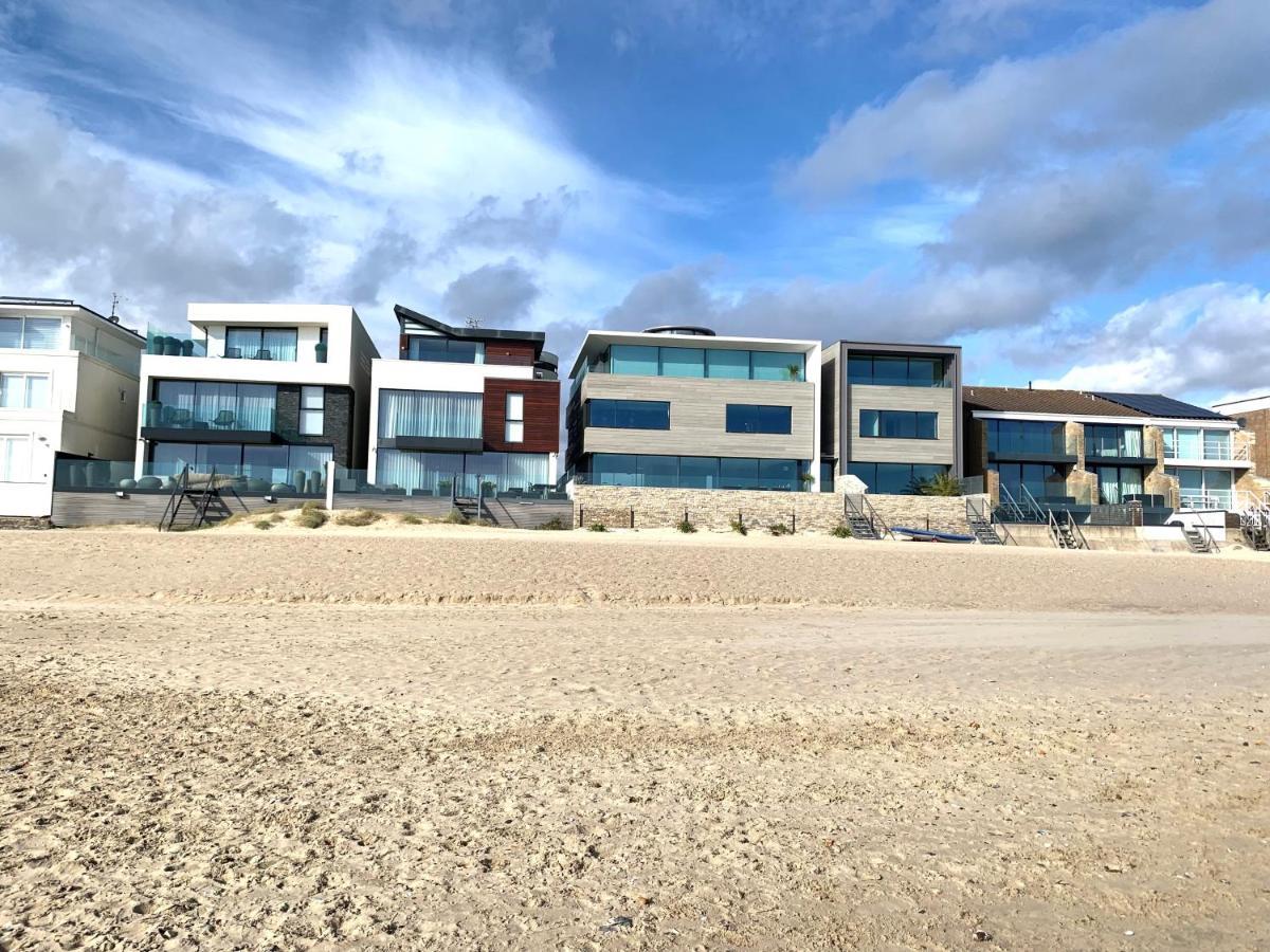 Top Floor Sandbanks Apartment With Free Parking Just Minutes From The Beach And Bars Canford Cliffs Экстерьер фото